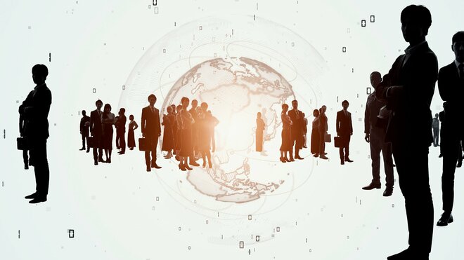 投資家を悩ませてきた「S&P500か全世界株式か」論争…決め手となる“投資判断”とは