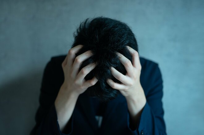 副業で大失敗のアラサー会社員、今後30年続く地獄に絶望…悲劇繰り返さぬためには