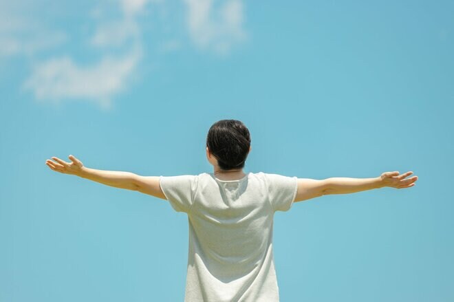 「手間がかからないわりに増えている」新NISAで6割の人が満足! みんなの活用法の実際は?<br />