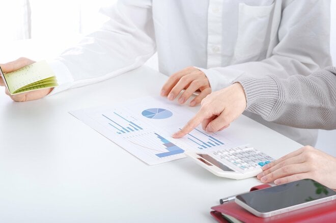 お金に「きっちり夫」と「ざっくり妻」―正反対の夫婦が“価値観の違い”を克服できたワケ