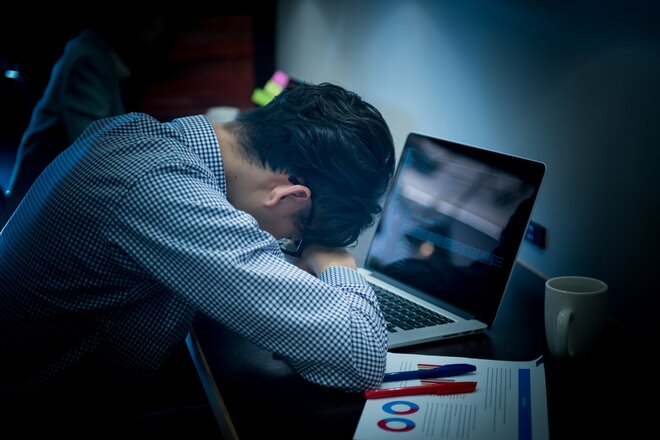 「稼いでないのにやる意味あるの？」高収入妻に言い返せない男が“無茶ぶり上司”から逃げる方法