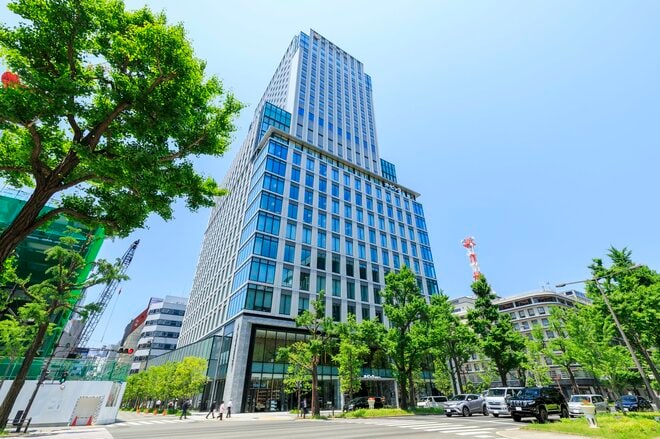 オービック【4684】株価反発で配当利回り2％割れも、恒例の「増配パターン」踏襲なるか？　間近の中間決算の焦点に迫る