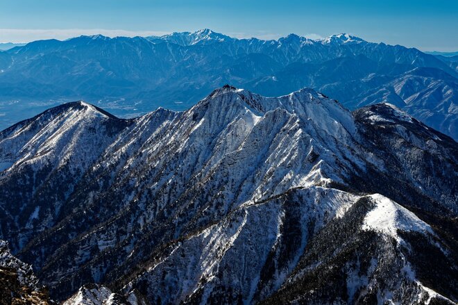 「ニートの分際で初心者扱いするな」極寒の雪山で20年ぶりにそろった3人組の友情に入った亀裂