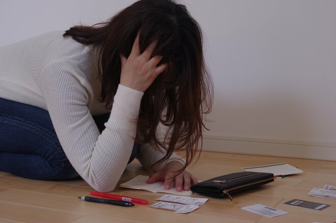 結婚後にハマったJリーグ、月5万円の遠征費用がかさみリボ払い地獄に…貯金が尽きても止められない危険すぎる推し活の末路