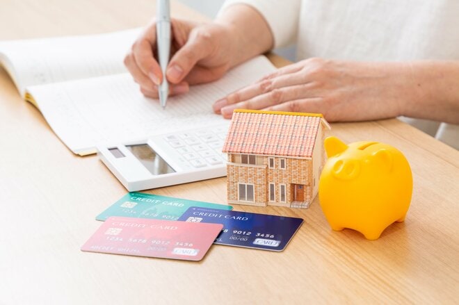 【40代】預貯金、株式、投資信託、いったいいくら保有しているのか?【最新版】