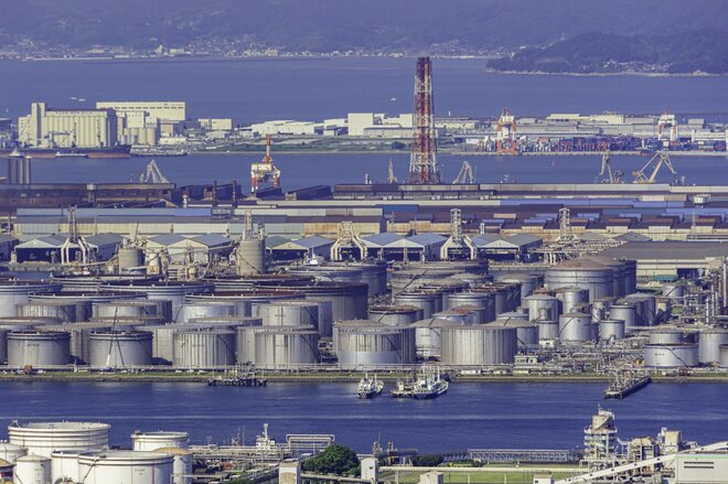 ENEOSなど最高益もカーボンニュートラルへの難題。石油元売りの経営戦略