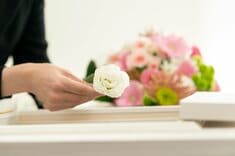 Finasee マネーの人間ドラマ編集班