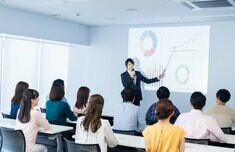 MUFG資産形成研究所