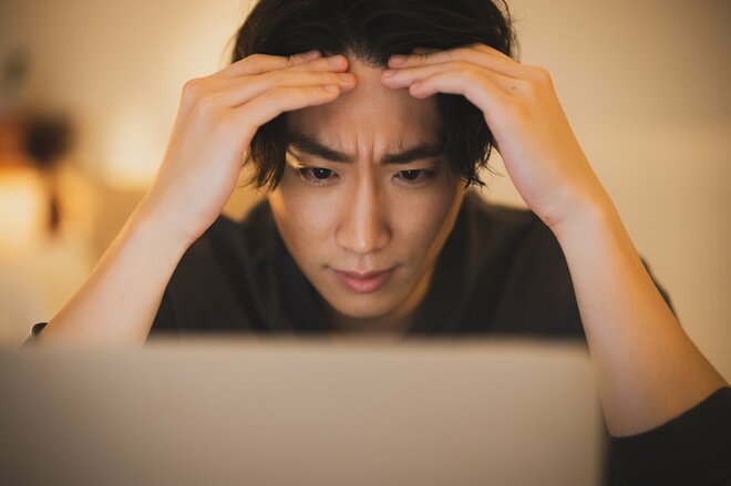 「俺は長年お前たちにお金を出してきた」父親を亡くして間もない男性を困惑させた叔父の「無慈悲な発言」