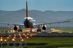 Finasee マネーの人間ドラマ編集班