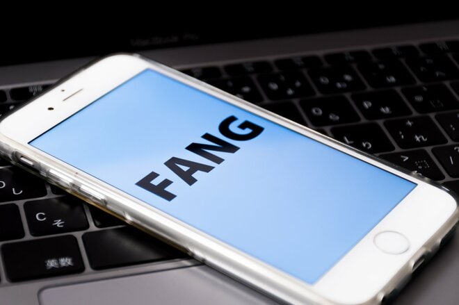 ネット証券「オルカン」「S&P500」の牙城揺るがず！ 国内株の先行きにはSBIは強弱対立、楽天は？