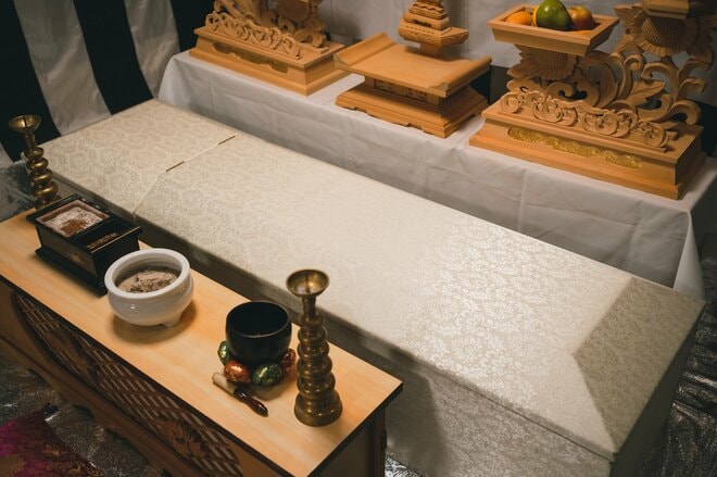 孤独な「身寄りなし遺体」「無縁仏」…おひとりさまが向き合う過酷な現実