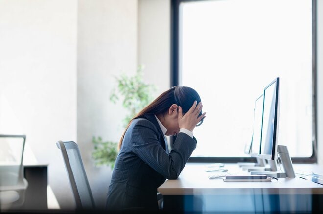 「自分が助成金のダシにされていた」衝撃の事実に募る不信感、会社の裏の顔を知った20代女性の決断は…