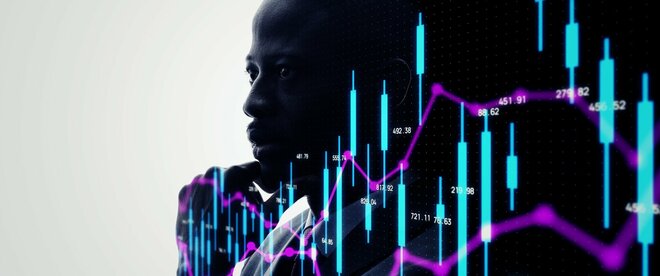 「オルカン」と「世界株式厳選ファンド」、パフォーマンスの違いは？ 一方で好調の「純金ファンド」2商品の違いは？<br />