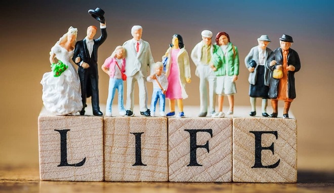 止まらない少子高齢化。シビアな現実を生き抜くマネー&健康3つの自己防衛術