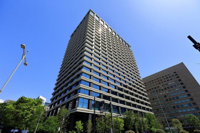 丸紅【8002】バフェット効果で株価3.4倍、買い増し言及で再注目　主力の金属が苦戦も非資源ビジネスでカバー