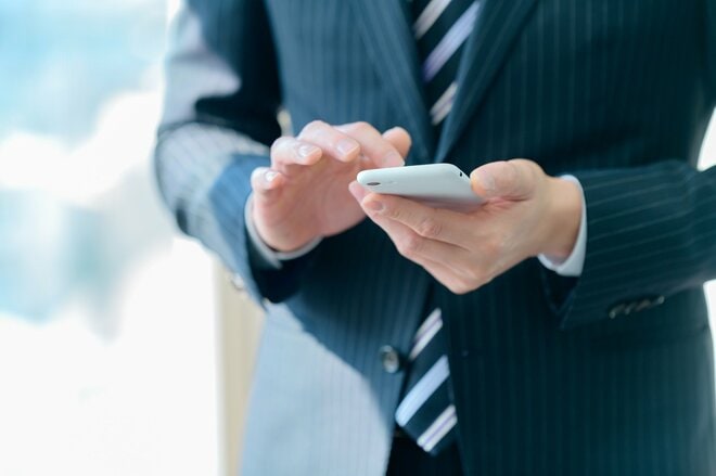 「遺産は半分ずつ」の約束がぶち壊しに…亡くなった父のスマホに保存されていた「遺言動画」の仰天内容
