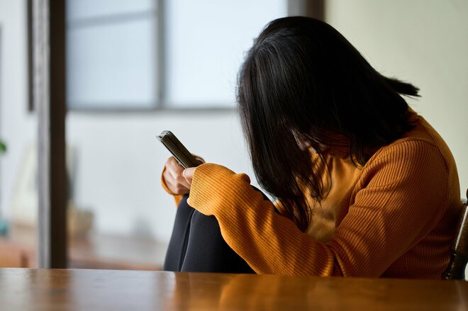 「いい会社に就職して、結婚相手まで理想的で…」SNSに無断で自宅を晒した“衝撃”な犯人の正体と、許せなかったこと