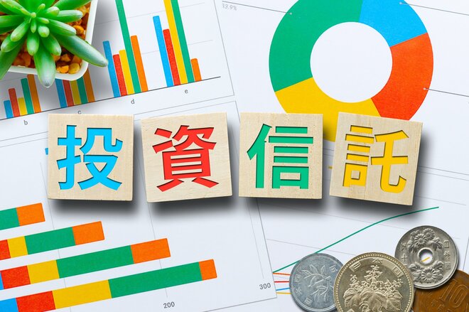 「オルカン」「S&P500」を追う2強海外アクティブ投信。なぜ？ みんなが買う理由がわかった！