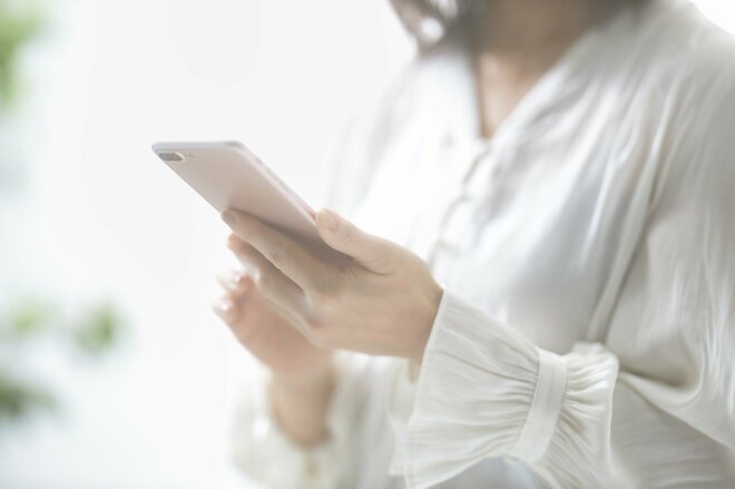 2割強がゲームをプレイ、スマホ2台持ちのヘビーユーザーも 今どきのシニアのスマホ事情とは