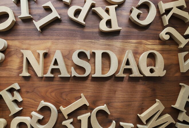 SBI証券で「NASDAQ」系急浮上、年初来で20％上昇ファンドも！ ハイテク株はこのまま逃げ切れる!?