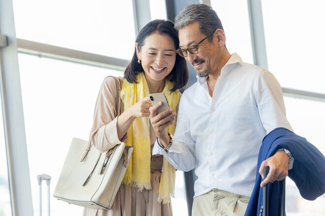 「彼だけずるい」年収2000万円の会社員と再婚、新婚旅行はヨーロッパ…それでも満たされない51歳女性に告げられたあまりに現実的なひと言