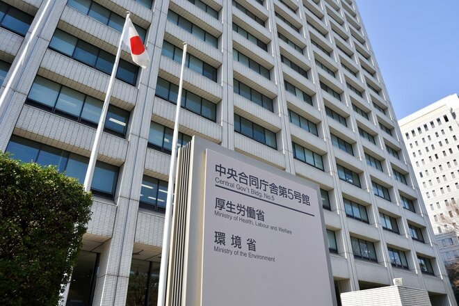 就職氷河期世代の年金はいくら？ 厚労省が非正規の厚生年金拡大を迫られる“衝撃の数字”