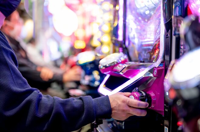 ドリキャスで赤字も「スマスロ」で株価2倍に　セガサミーの快進撃とM&A手腕