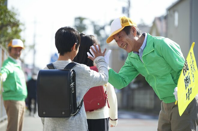 “社会の役に立ちたい人”はどのくらいいるのか？ 全国調査の意外な結果が「東京都区部」で発現【内閣府最新データ】