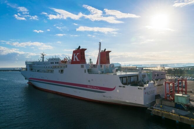 川崎汽船【9107】株価上昇率「海運3社」で最高、年初来6割高も上方修正の裏で気を付けたい中東リスク「三重苦」とは