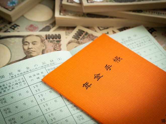 受給者の98.1％は女性という実態…受給要件が男女で異なる「遺族年金」のルール