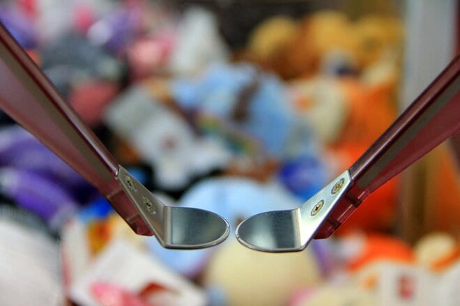 「推しのぬいぐるみが取れない…」クレーンゲームに6万円を費やした女性を救った”クレーンゲームの達人”その意外な正体