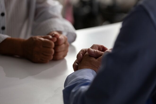 このままでは熟年離婚…息子が巣立ち夫と2人きりになった妻が言った「自分でも信じられない言葉」