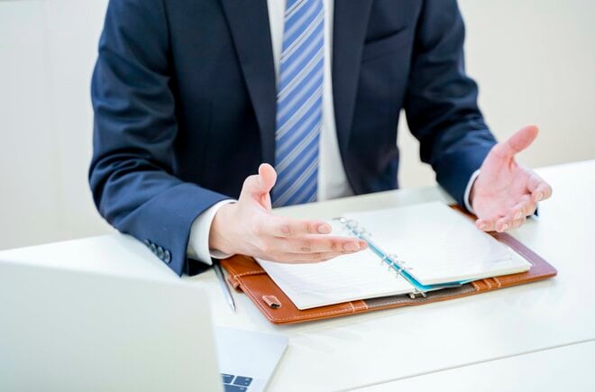 年金の受け取りは本当に「繰り下げ」が正解? 64歳男性の不安に専門家が出した答えとは
