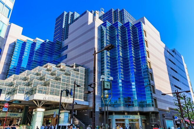 太陽HD【4626】好業績も“物言う株主”らの怒り、社長解任劇で株価急伸、年初来2.3倍に 「非公開化」いつ判断？ 一転、上場維持シナリオも