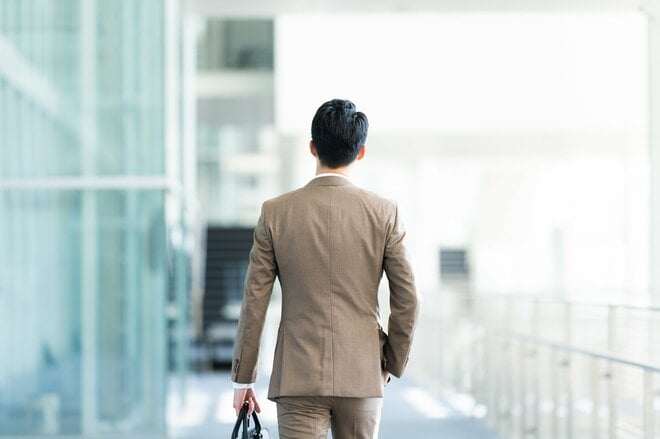 完璧だった息子の人生に一体何が？ 有名私大卒業後、一流企業に入社した息子が両親に告げた「衝撃の言葉」
