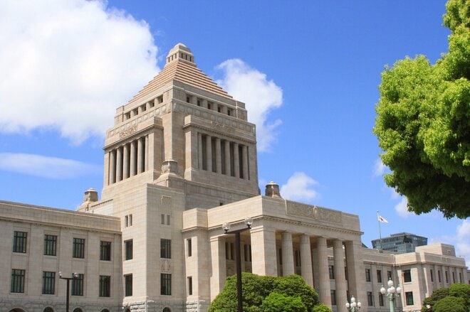 「増税メガネ」とやゆされていたが…岸田文雄政権が資産形成や家計に残したといえる「これだけの功績」