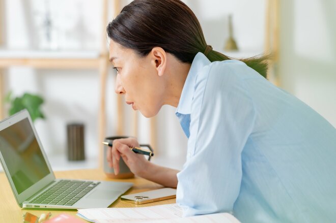 厚生年金「13万円増える」はウソ⁉ 解説動画を信じて社会保険加入の50歳パート女性、のちに判明した「驚きの年金額」