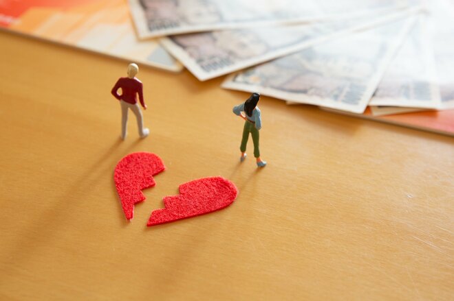 離婚すると相手の年金を半分もらえるってホント⁉ 「離婚分割」のルールとは