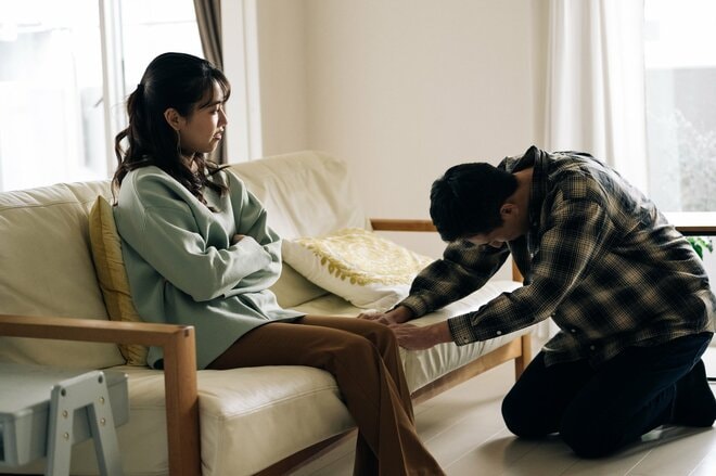 「もう面倒を見ることはできません」貯金を使い込み、借金を重ねていた夫…退院後の引き取りを拒否した43歳妻の“真意”