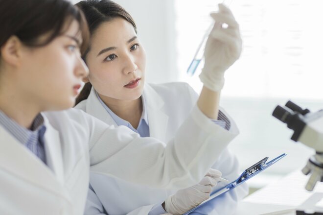 がん医薬のトップランナー中外製薬　期待の「新薬」は承認されるか？