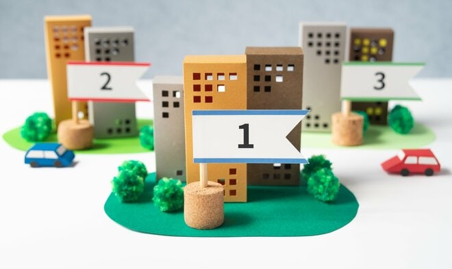 年代別「貯蓄」「年間収入」「持ち家率」ランキングから読み解く老後戦略