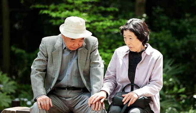 後悔しても後の祭り。リスクを取って資産運用をしなかった老人の末路