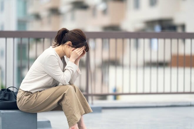 「残業を断っただけなのに」出産をしないほうが会社では有利? シンママが直面した「モンスター上司の理不尽な仕打ち」