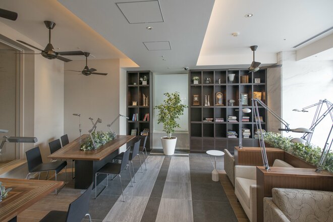 気鋭の実業家と玉の輿婚をした女性が幸せなはずのタワマン暮らしに息苦しさを覚えたワケ