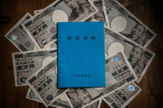 2023年度公的年金支給額2.2%アップというけれど…生活は“さして上向かない”理由