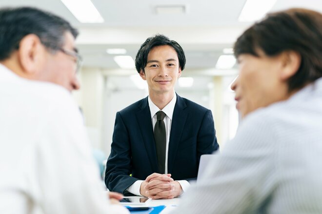 「情報の非対称性」とは？ 資産運用を行う上で気を付けるべきポイント