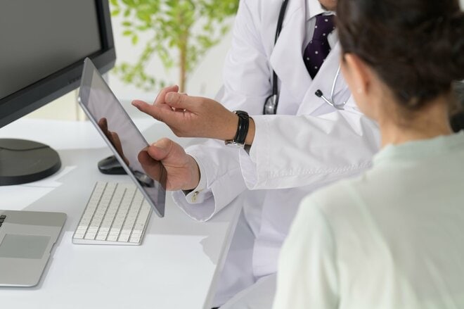 「入浴や着替えもほとんどしない」就職氷河期世代・ひきこもり男性が送る厳しい日常生活 母親が息子のためにとった行動は…