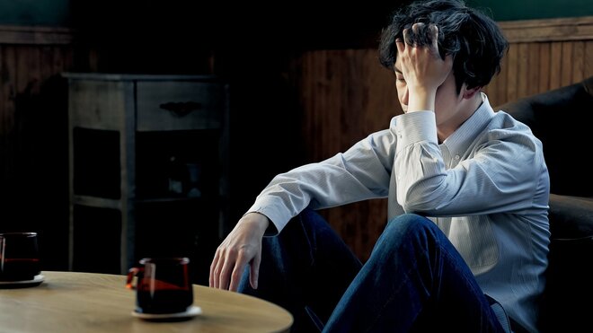 不倫相手と上司が会社で鉢合わせ!“何もかも”を失った30代男の悲惨な末路