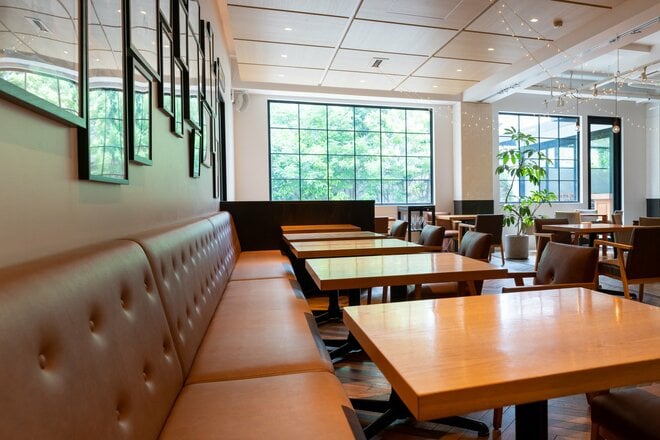 全メニュー無料のレストラン、「ただ食い」できるのにつぶれない理由